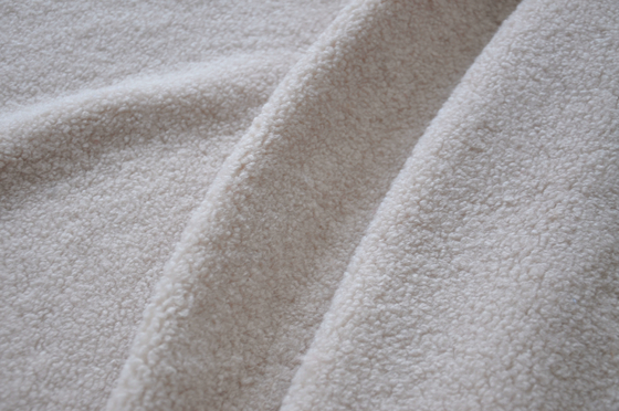 Aufbereitete Poly- und Wolle verwirft Maschenware: 150cm Breite, 20-30 Tage Vorbereitungs- und Anlaufzeit