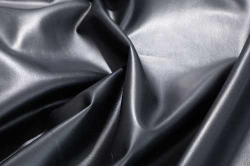 Durchlässiges ledernes schwarzes festes langlebiges Gut 137cm PUs für Outwear