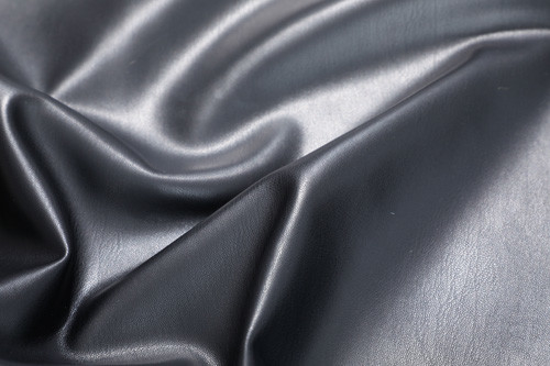 Durchlässiges ledernes schwarzes festes langlebiges Gut 137cm PUs für Outwear