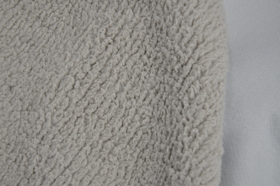 390 g/m² FELL: SHU-SAMTGEWEBE: Gestrickter Stoff, Lederfaserstoff