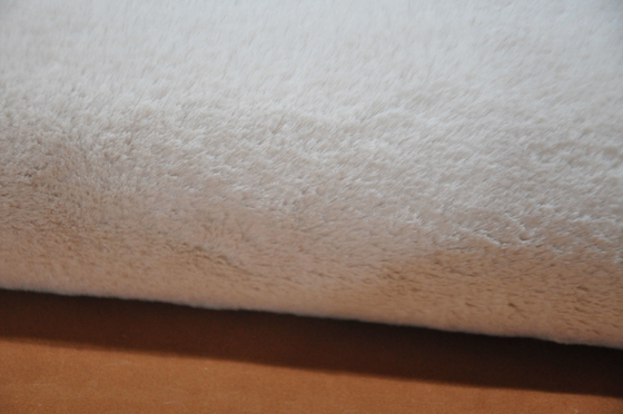 Bürsten-Muster-Kaninchen-Haar-Beschichtungs-Gewebes-festes Veloursleder des Pelz-725gsm