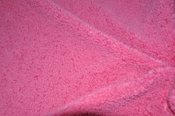 150cm Faux Sherpa-Gewebe bereitete Polyester-Pelz-Jacquardwebstuhl-Muster 500gsm auf