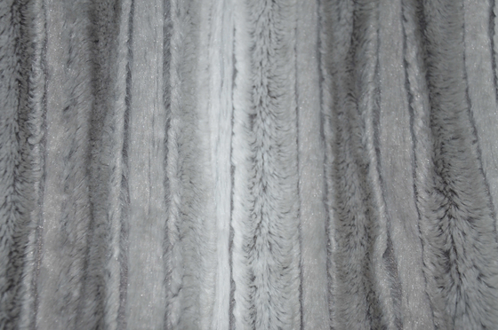 Drucknachahmungs-Kaninchen-Pelz-Polyester 100% 150cm CW oder justierbares