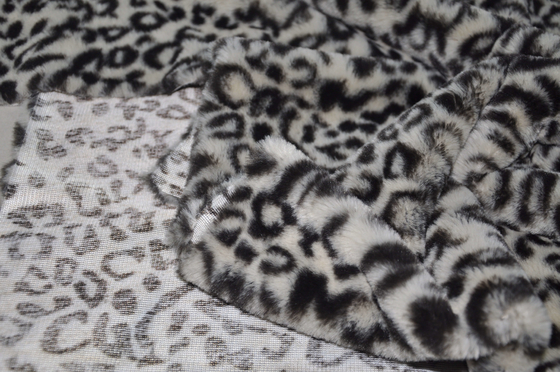 Luxuriöses Leopard-Druck-Polyester-Gewebe 100% für einzigartige Mode
