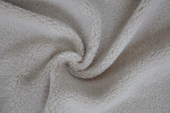 Aufbereitete Poly- und Wolle verwirft Maschenware: 150cm Breite, 20-30 Tage Vorbereitungs- und Anlaufzeit