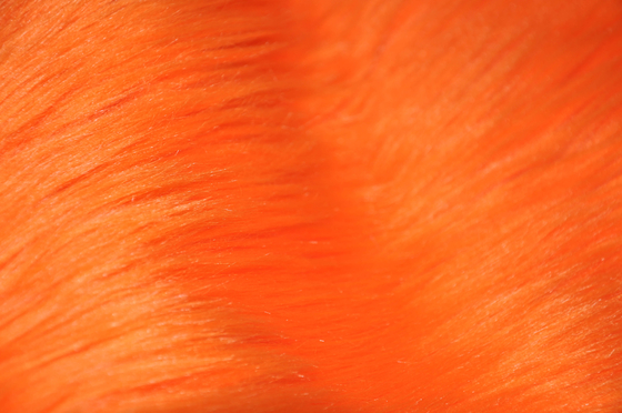 orange Farbe-150cm langes Haar Faux-Pelz Faux Fox-Gewebe, stellen Ihre Persönlichkeit und Ihren Raum heraus stehen zu lassen zur Schau