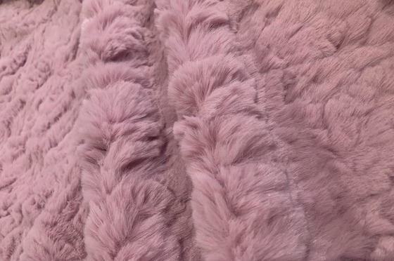 Weiches Plüsch-Falschkaninchenfell für Bekleidung und Accessoires