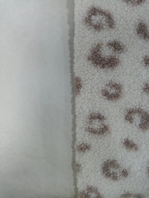 515 gm Druck aus Lammwolle, Kompositionssuede mit gleicher Farbe